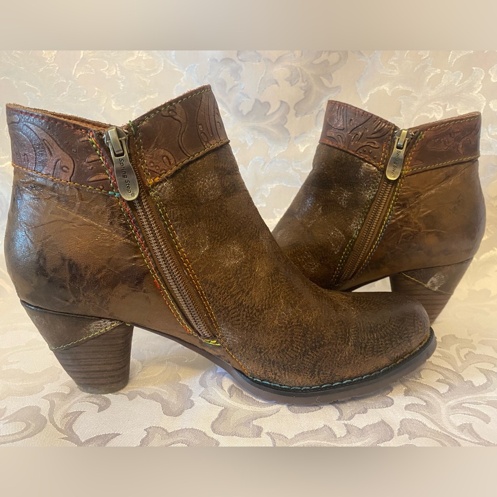 Worn once L’Artiste Spring Step Leather Booties, Bestlove, Size 38, US 7.5-8 - Picture 7 of 13